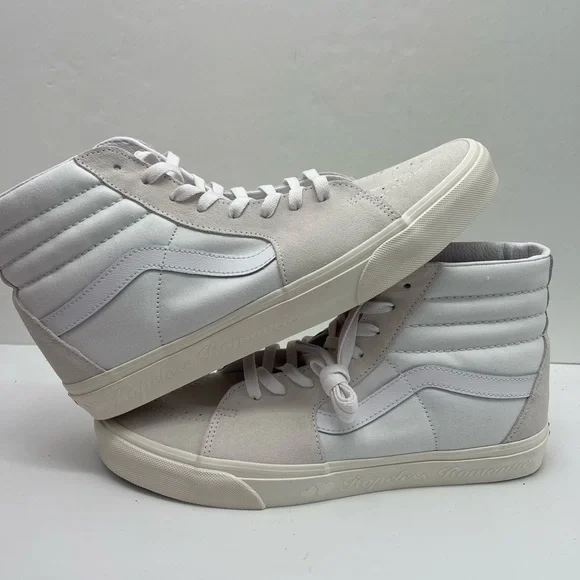 Vans Men’s Sk8-Hi
Secret Lover True White
VN000BW7W00 Sneakers - Picture 16 of 16